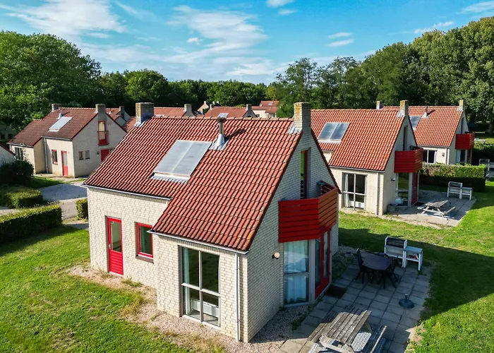 6 - Persoons Lakeside 25 *