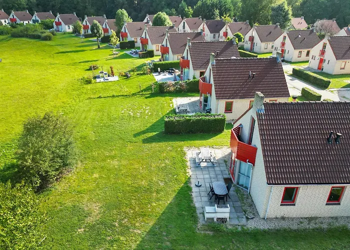 6 - Persoons Lakeside 25 * Ewijk