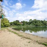 6 - Persoons Lakeside 25 * Ewijk