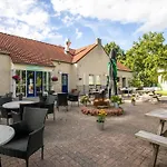 6 - Persoons Lakeside 25 *